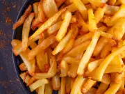 Chips Extra Crispy: Simple Vinegar Trick Before Frying