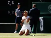 Clare Balding 'major shock' as defending Wimbledon champ Swiatek knocked out