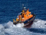 Coastguards vote no confidence in MCA chief after pay plans dropped