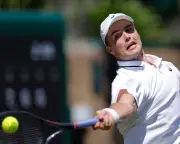Cobolli Takes First Set Against Duckworth at Wimbledon