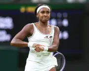 Coco Gauff Beats Curfew Clock with Late-Night Wimbledon Win Over Bencic