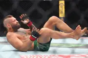 Conor McGregor's UFC Return Ends in 69 Seconds with Knee Injury