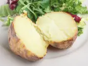 Cook Jacket Potatoes Perfectly by Avoiding Common Oven Mistake