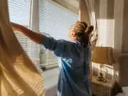 Cool Your Home in a Heatwave with a Bowl of Cold Water on Windowsill