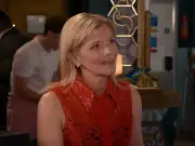 Coronation Street 'odd' twist as Leanne discovers truth about Idris