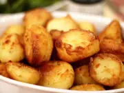 Crispy Roast Potatoes in Under an Hour: Microwave Hack