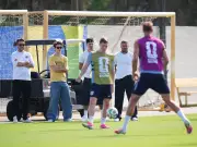 David Beckham Hugs England Team Amid Brooklyn Family Rift