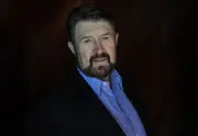 Derryn Hinch, fearless journalist and senator, dies aged 82