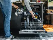 Dishwasher odour-free with one natural ingredient — no chemicals needed