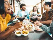 Does Moderate Drinking Extend Life? Heart Surgeon Explains Evidence