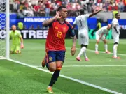 Dominant Spain Beat Austria 3-0 to Reach World Cup Last 16
