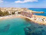 Dozens of Spanish beaches closed as extreme heat alert threatens thermal blowout
