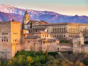 Earthquake Rocks Granada Holiday Hotspot with Intense Tremors