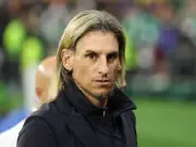 Ecuador Manager Sebastian Beccacece Resigns After World Cup Exit, Files FIFA Complaint