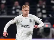Eintracht Frankfurt relaxed over Hugo Larsson future amid Man United interest