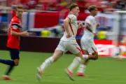 Elliot Anderson: 'Gift from the Sky' Keeps Giving for Morgan Rogers, England World Cup