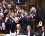 Emotional Starmer Defends Record in Final PMQs, Hands Over to Burnham
