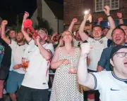 England's World Cup Run Boosts Struggling Pub Sector Sales