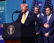 Erratic Trump Dominates Final Hours of Nato Summit with Mixed Messaging
