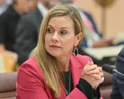 eSafety Commissioner Slams Social Media for Monetising Gore and Fringe Content