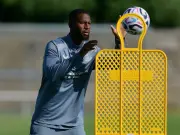 Everton face contract decisions on five first-team players this summer