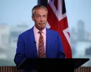 Farage Resigns to Fight 'People Versus Establishment' Clacton Byelection