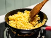 Fluffiest Scrambled Eggs: Swap Milk for Water, Home Cook Reveals