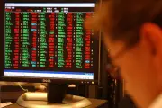 FTSE 100 Rises as DAX Hits Record High in Frankfurt Amid Rate Hike Fears Fade