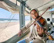 Gaza's Musicians Reopen Bomb-Shattered Conservatory in Tents