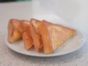 Home Cook Reveals 5-Minute Pan-Fried Toast Method to Ditch Toaster