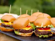 Homemade Burgers Juicier with 1 'Unexpected' Ingredient: Flaxseed