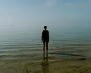 How Blue-Space Therapy Uses the Sea to Heal Trauma, Anxiety, and Addiction