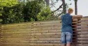 How to tell who owns which side of the garden fence to avoid neighbour disputes