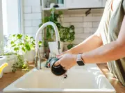 I Made Washing-Up Easier With a £2.50 Scrub Mummy Sponge