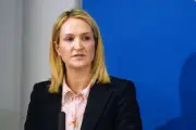 Irish Foreign Minister McEntee Visits Saudi Arabia for Talks