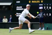 Jannik Sinner battles past Nuno Borges to reach Wimbledon third round