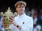 Jannik Sinner Calls Out Mum for Leaving Wimbledon Final in Victory Speech