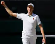 Jannik Sinner Powers into Wimbledon Semi-Finals with Dominant Win