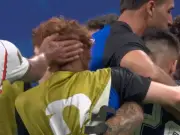 Jude Bellingham Slaps Argentina Star After England's World Cup Defeat