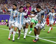Julián Álvarez Stunner Sends Argentina Past Switzerland into Semi-Finals