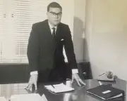 Kenneth Ashcroft, Ford Europe financial manager, dies at 91