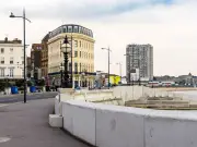 Kent Police Issue Dispersal Orders in Four Seaside Towns Amid Hot Weather Fears