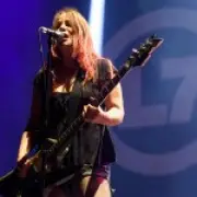 L7 bassist Jennifer Finch dies aged 59 days after cancer diagnosis