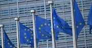 Labour's EU Deal Forces UK Universities to Display Flag or Face Fines