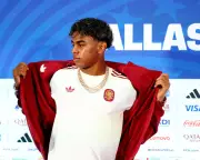 Lamine Yamal Embraces Star Power Ahead of France World Cup Semi-Final