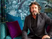 Laurence Llewelyn-Bowen Slams Buckingham Palace, Says It 'Smells of Cabbage'