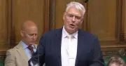 Lee Anderson demands Keir Starmer deport all illegal migrants at PMQs