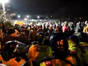 Legia Warsaw Hooligans Set Police Officer on Fire in Birmingham Violence