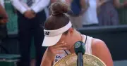 Linda Noskova's Emotional Wimbledon Victory Speech Moves BBC Pundit to Tears
