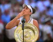 Linda Noskova's Wimbledon Win: Tribute to Mother, Social Conscience, and Czech Tennis Legacy